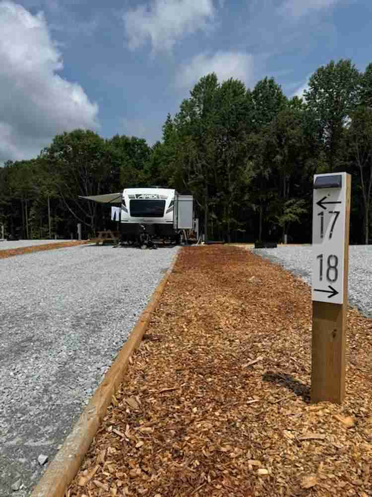 camping near toccoa ga